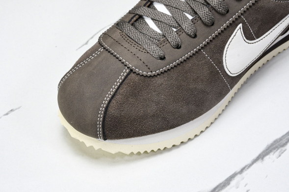 Nike Cortez Classic FQ8144-237 