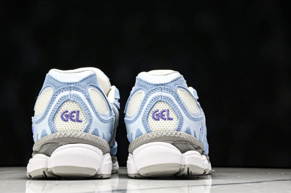 Asics Gel-NYC 1203A383 107 