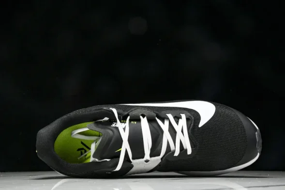 Nike Zoom Rival Fly 4 FV6040-001 