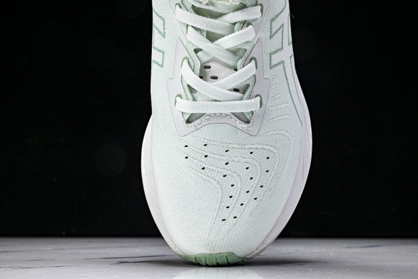 Asics Novablast 4 1012B510-300 