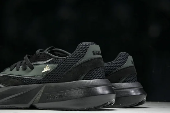 Adidas Lightblaze JH6940 