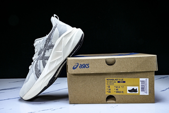 Asics Novablast 5 1011B974-002 