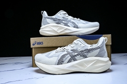 Asics Novablast 5 1011B974-002