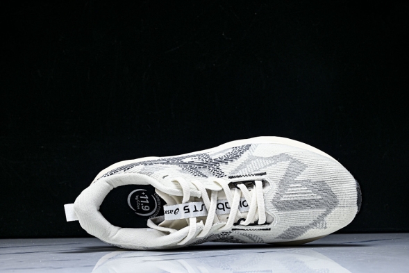 Asics Novablast 5 1011B974-002 