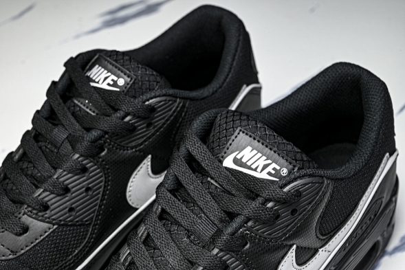 Nike Air Max 90 HV4517 002 