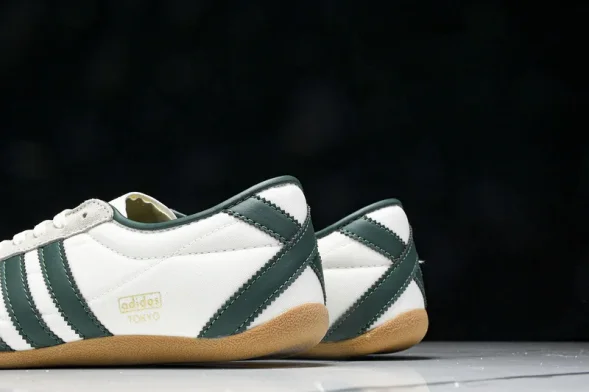 Adidas Tokyo W JP9705 