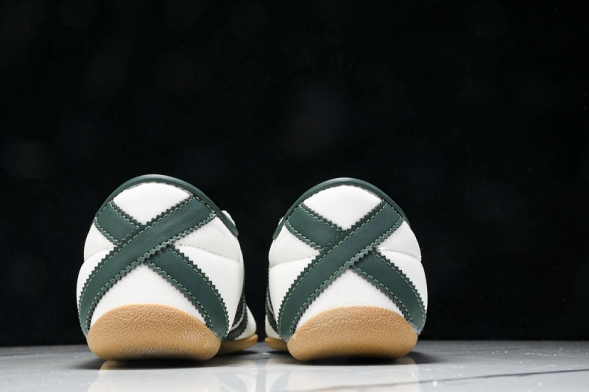 Adidas Tokyo W JP9705 