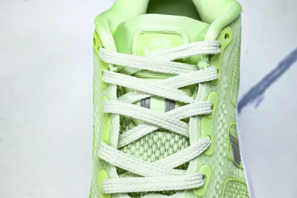 Nike Air Zoom Premium FN8453-023 