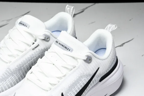 Nike ZoomX Invincible Run Flyknit 3 DR2615 002 