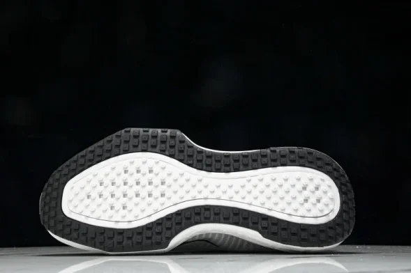 Nike ZoomX Invincible Run Flyknit 3 DR2615 002 