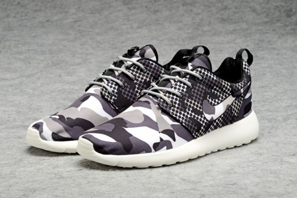 Nike roshe run camo  
