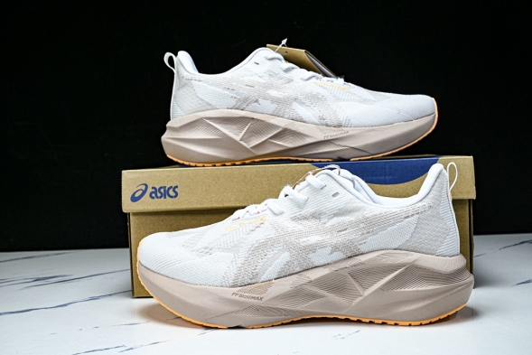 Asics Novablast 5 1012B765-102 