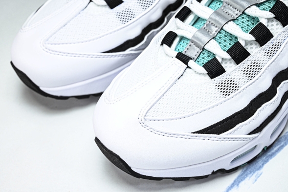 Nike Air Max 95 IM7409 100 