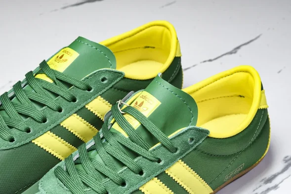 Adidas Tokyo W JI3298  
