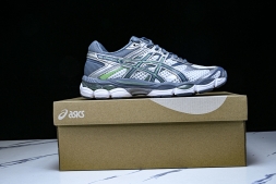 Asics Gel-Cumulus 16 TG 1203A733-100