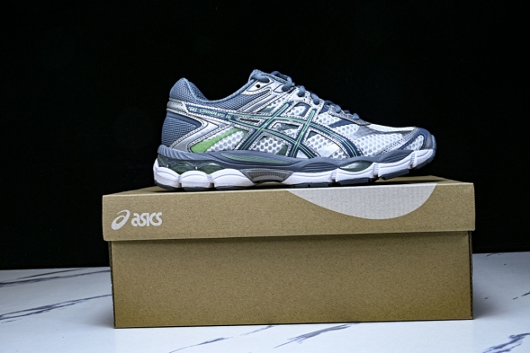 Asics Gel-Cumulus 16 TG 1203A733-100 