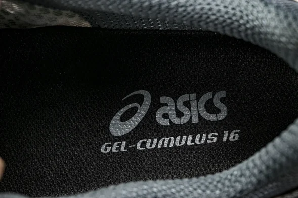 Asics Gel-Cumulus 16 TG 1203A733-100 