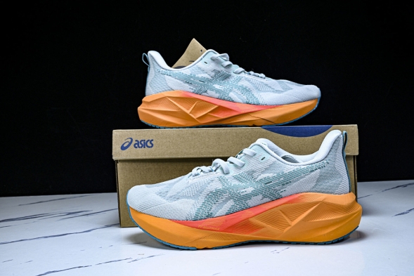 Asics Novablast 5 1011B974-400 