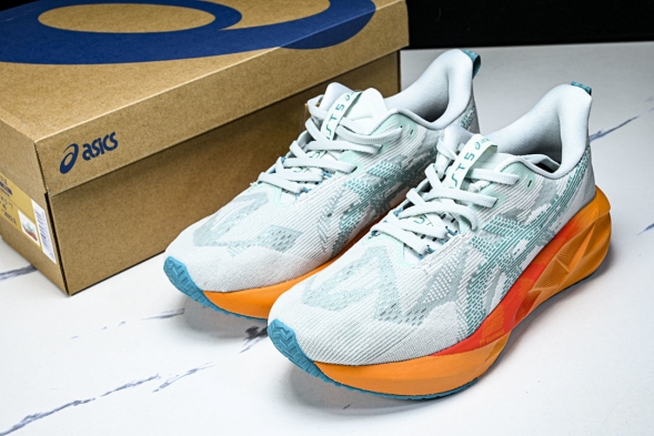 Asics Novablast 5 1011B974-400 