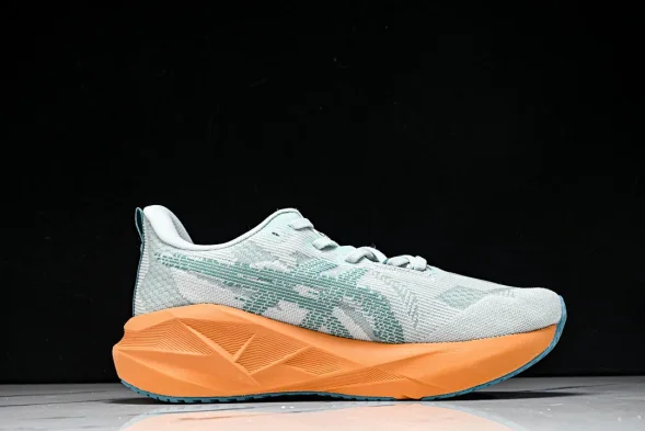 Asics Novablast 5 1011B974-400 