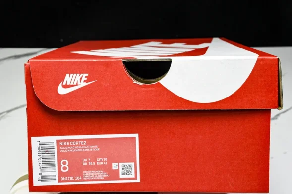 Nike Cortez Classic DN1791-104 