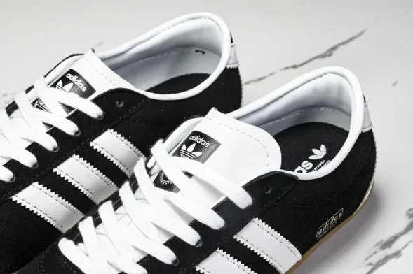 Adidas Tokyo W JI0183 