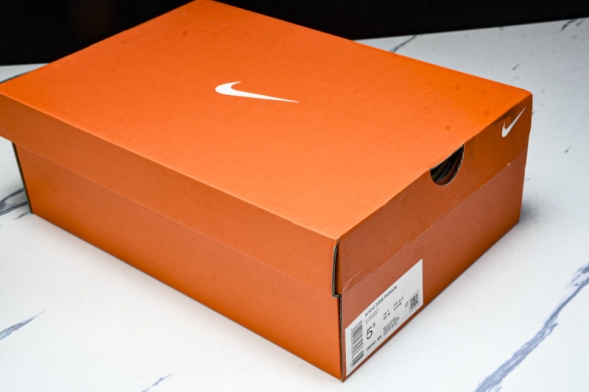 Nike Air Zoom Vomero Premium HM5973-100 