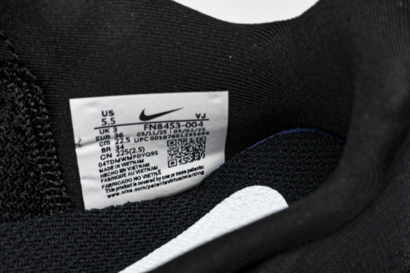 Nike Air Zoom Vomero Premium HM5973-100 