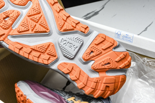 Hoka Stinson 7 1141530 CCBRN 