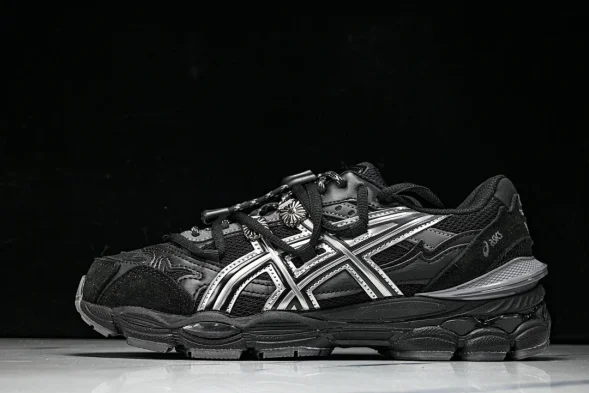 Asics Gel-Cumulus 16 TG 1203A838-024 