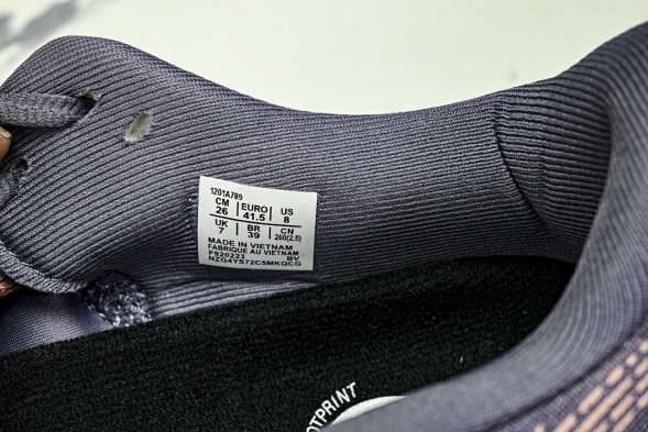 Asics Novablast 5 1011B974-500 