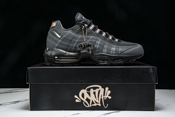 Nike Air Max 95 HQ6457-001 