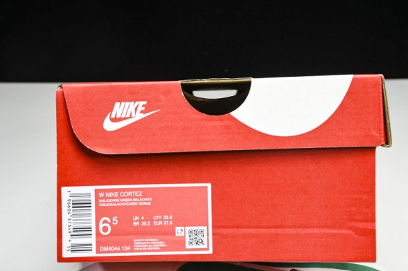 Nike Cortez Classic DM4044 104 