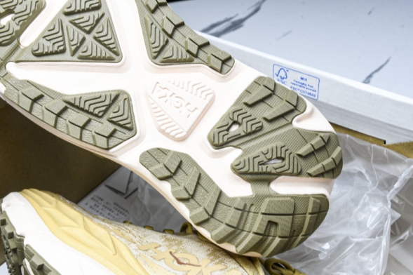 Hoka Stinson 7 141530 WHF 