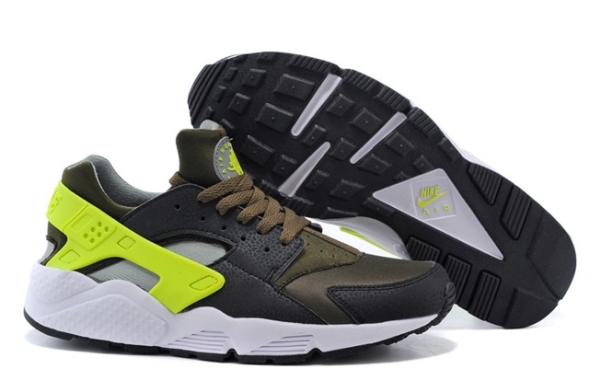 Nike Air Huarache LE  