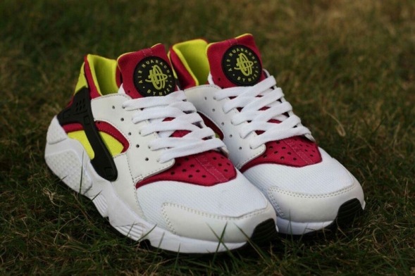 Nike Air Huarache LE  
