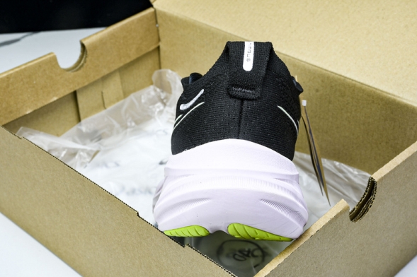 Asics Gel-Nimbus 26 1012B601-004 