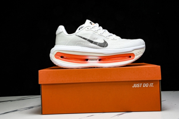Nike Air Zoom Vomero Premium HQ2050-631 