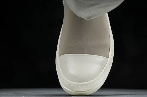 Rick Owens Cargo Fetish DS01C6808 MU Milk 