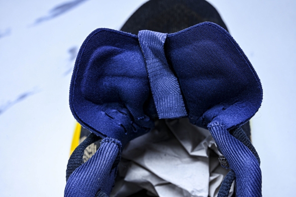 Asics Novablast 5 1011B974-402 