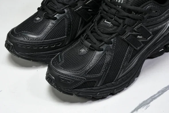 New Balance 1906 M1906RBB 
