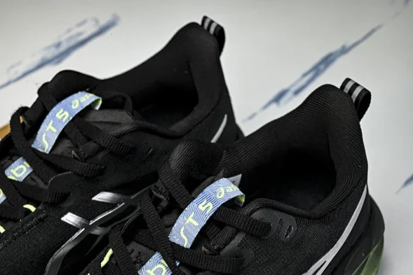 Asics Novablast 5 1011C031-001 