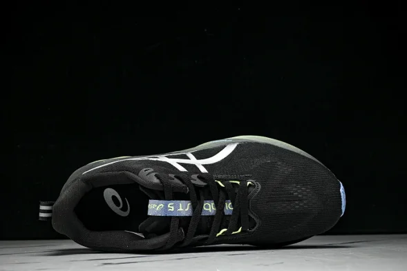 Asics Novablast 5 1011C031-001 