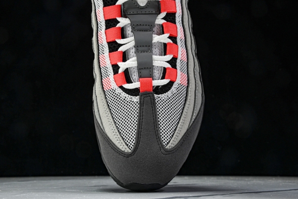 Nike Air Max 95 AT2865 100 
