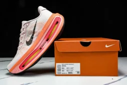 Nike Air Zoom Vomero Premium HQ2050-442