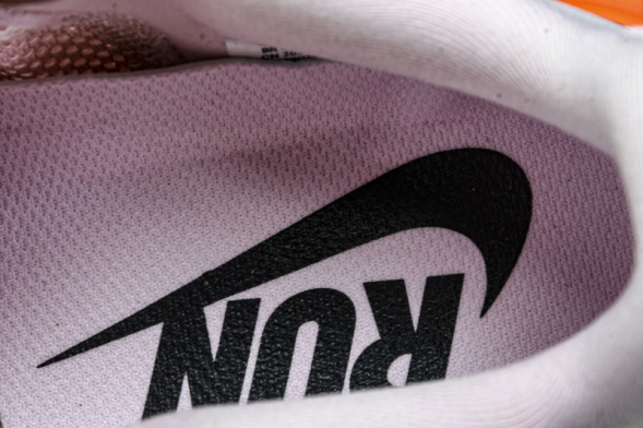 Nike Air Zoom Vomero Premium HQ2050-442 