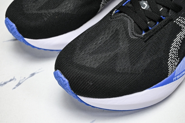 Asics Novablast 5 1011B974-001 