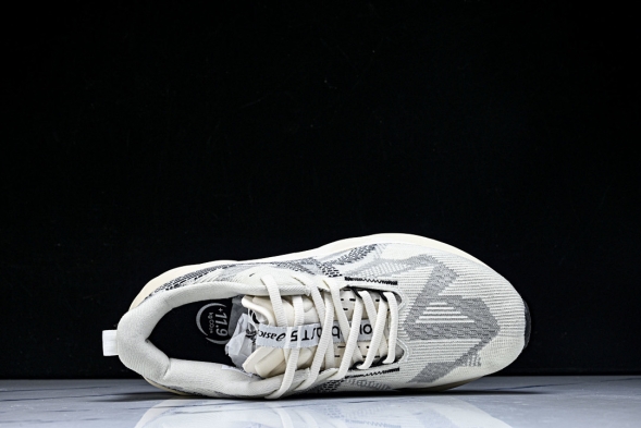 Asics Novablast 5 1011B974-250 