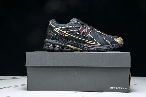 New Balance 1906 M1906RKS 