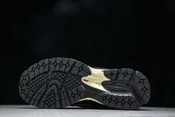 New Balance 1906 M1906RKS 